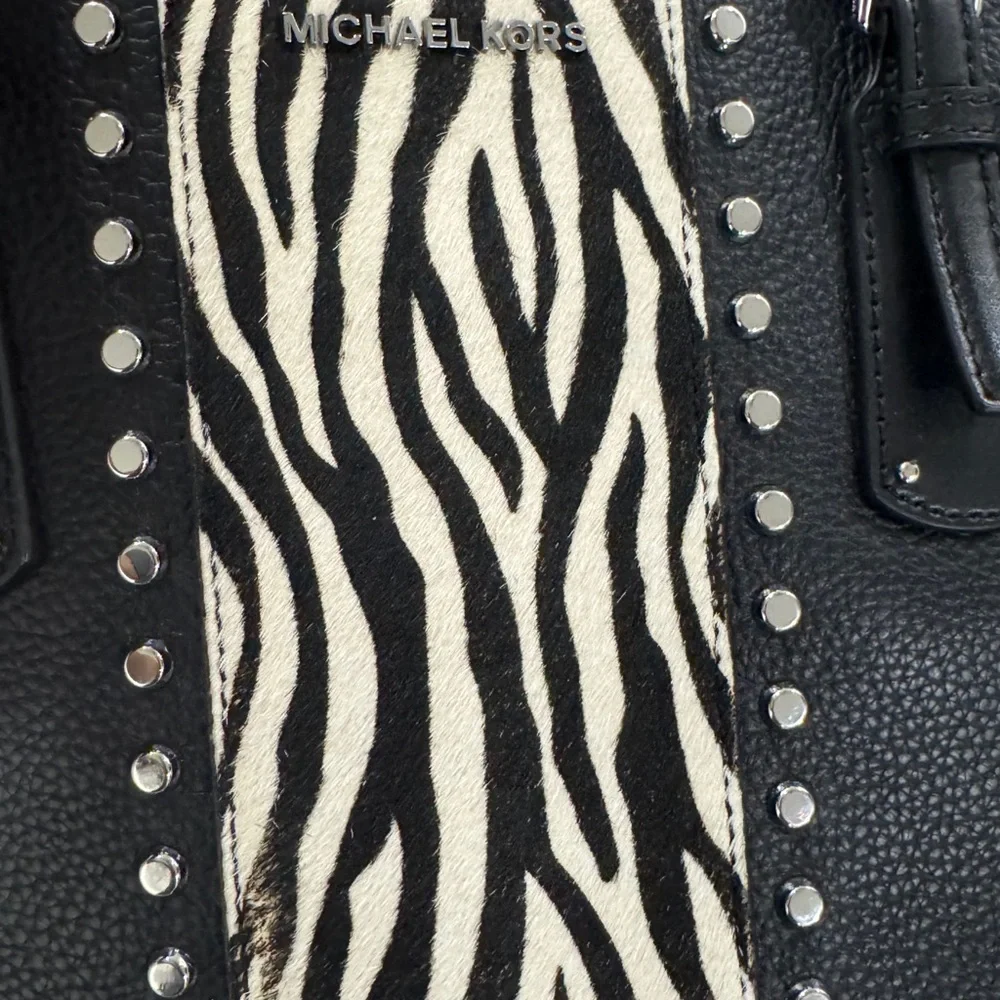 Michael Kors Voyager Tote Bag Zebra Stripe Calf Hair - Picture 5 of 12